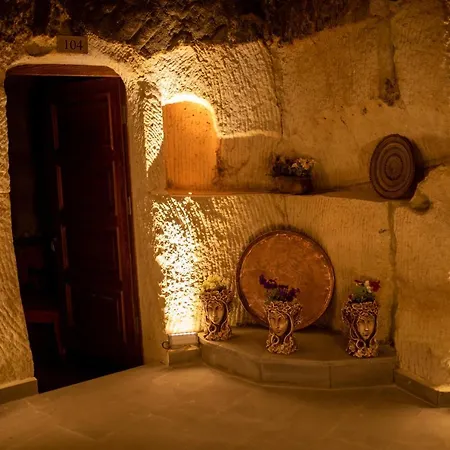 Pome Granate Cave * Nevsehir