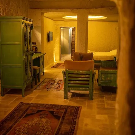 Pome Granate Cave Hotel