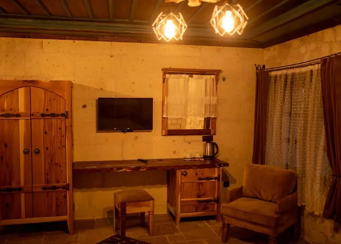 Pome Granate Cave Nevşehir